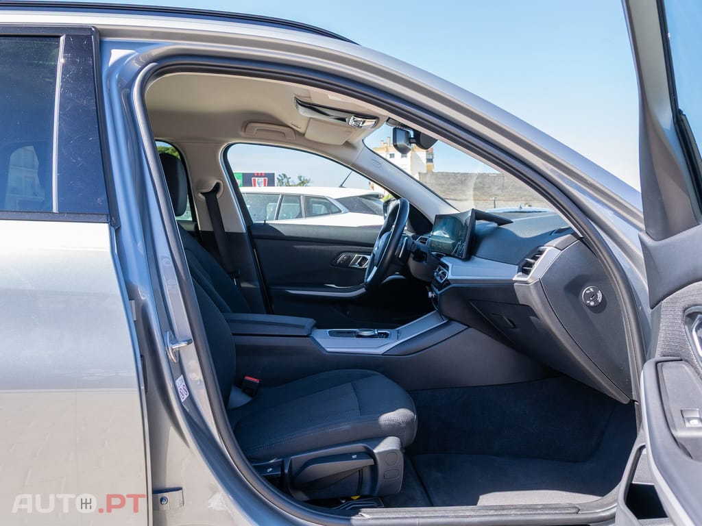 BMW 320 e Auto