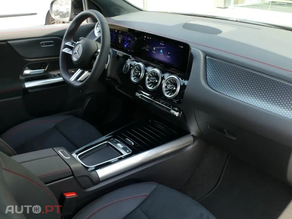 Mercedes-Benz EQA 250+ AMG Line