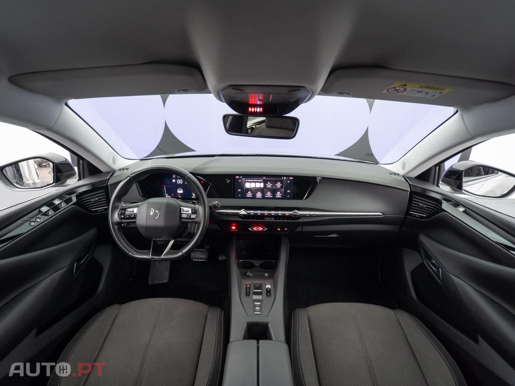 DS DS4 1.5 BlueHDi Bastille + EAT8