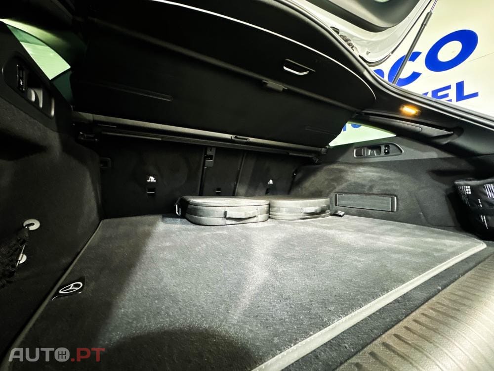 Mercedes-Benz E 300 e AMG Line