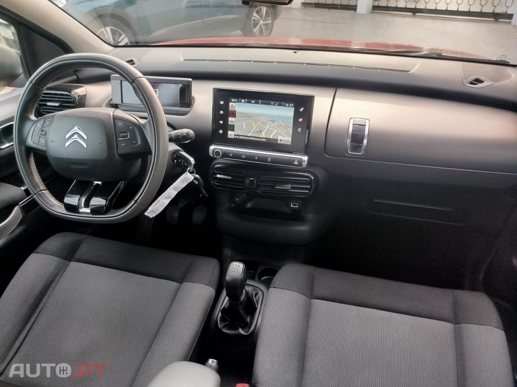 Citroen C4 Cactus 1.2 PureTech Shine