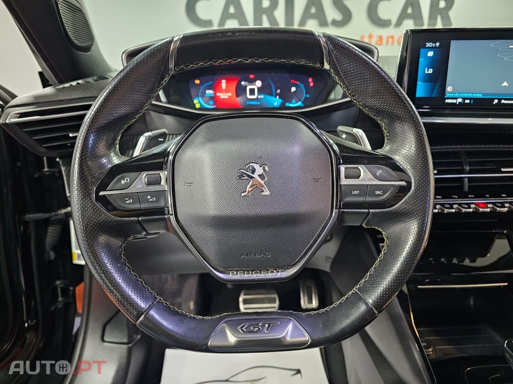 Peugeot 2008 1.2 PureTech GT EAT8