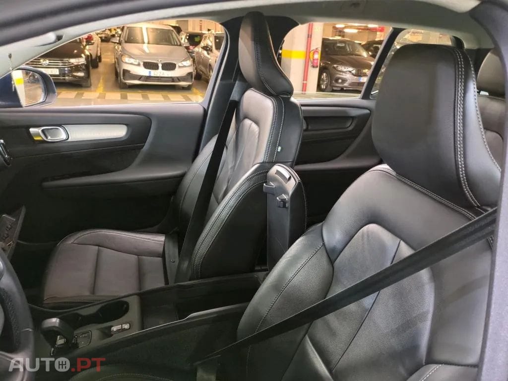 Volvo XC40 1.5 T4 PHEV Inscription Expression