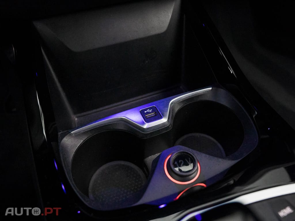 BMW 216 d Pack Desportivo M