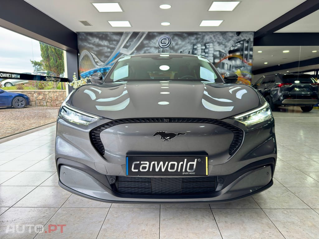 Ford Mustang Mach-E Premium AWD