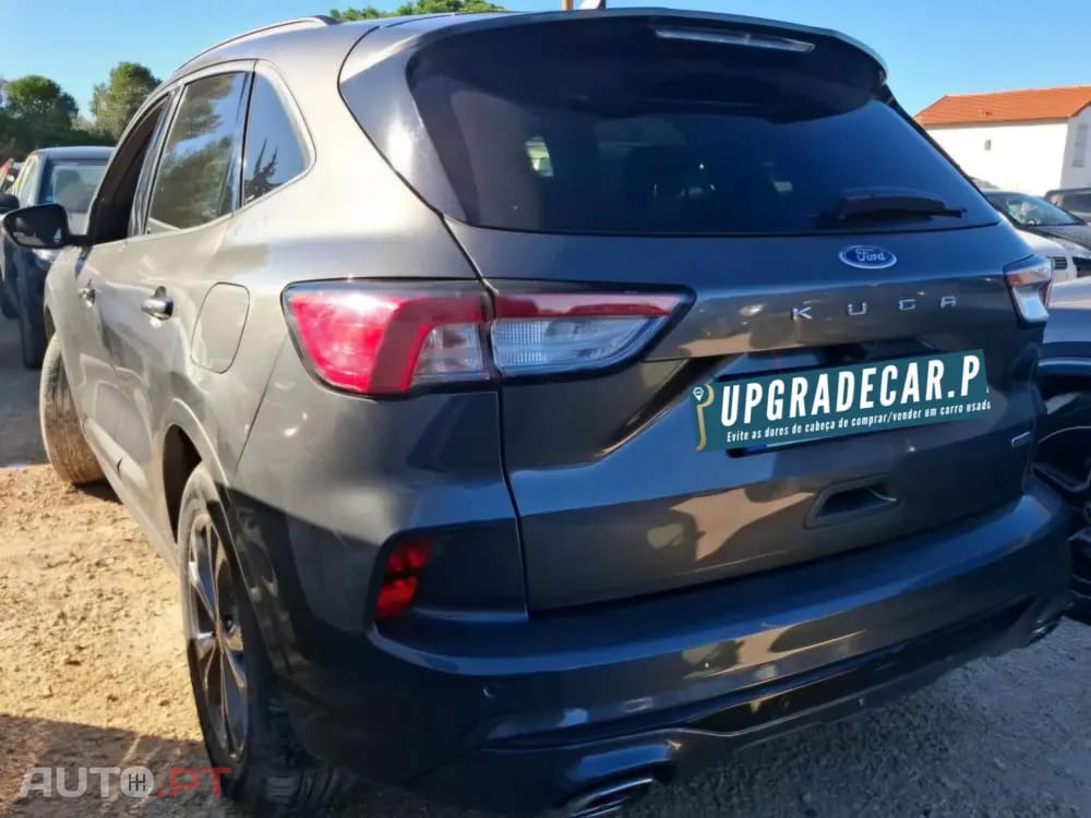 Ford Kuga 2.5 PHEV ST-Line X