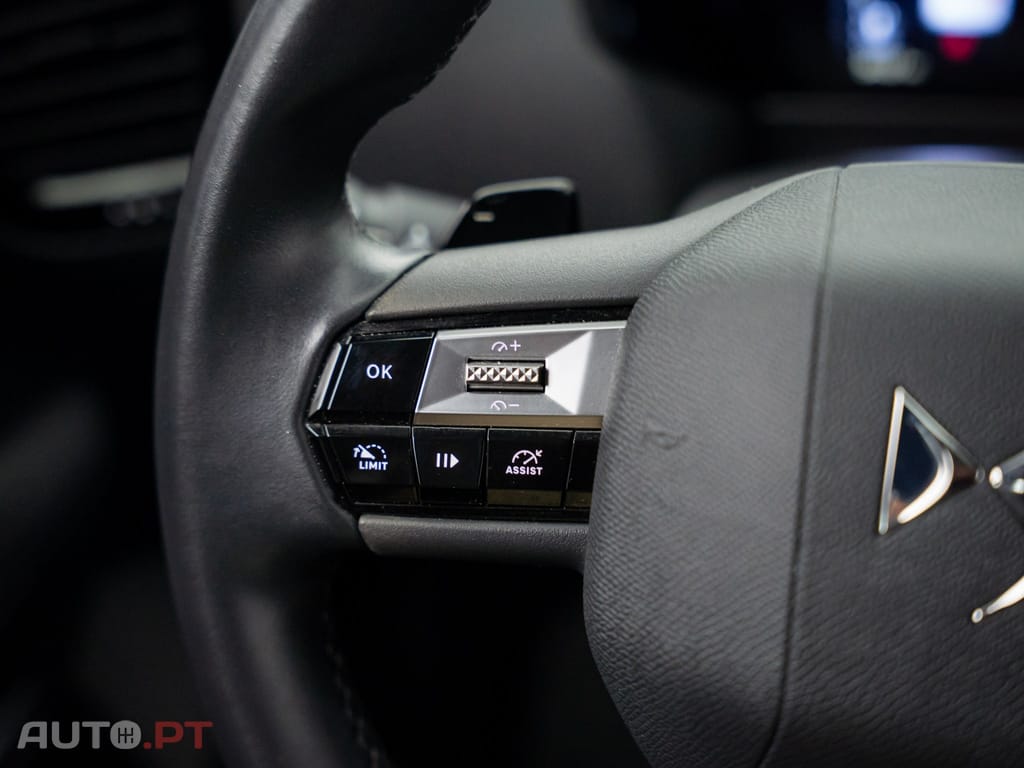 DS DS4 1.5 BlueHDi Bastille + EAT8