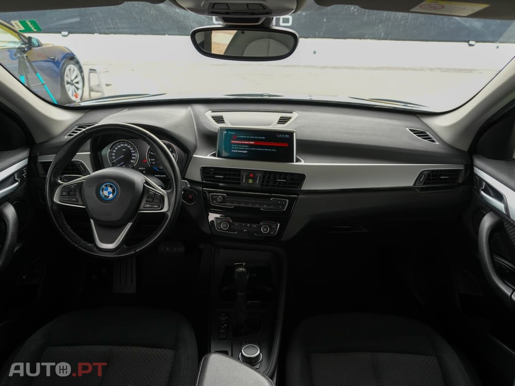 BMW X1 xDrive25e