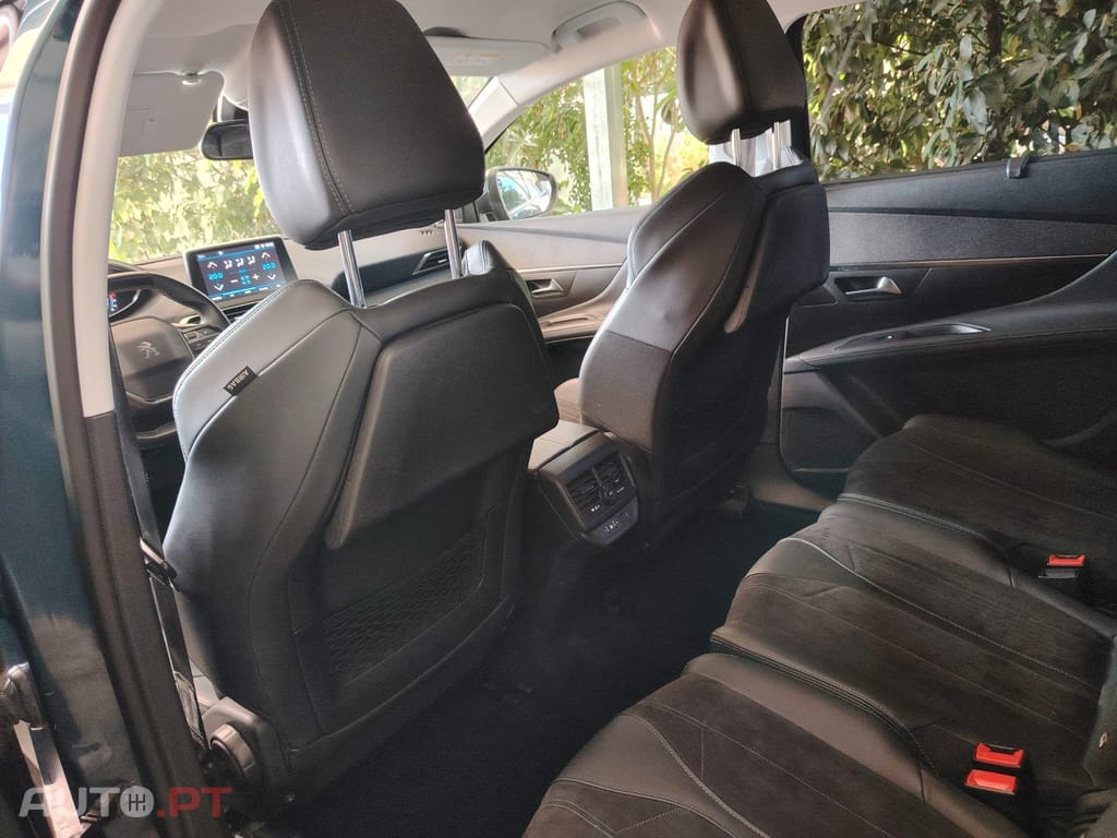 Peugeot 5008 CROSSWAY 130 CV START & STOP GRIP CONTROL