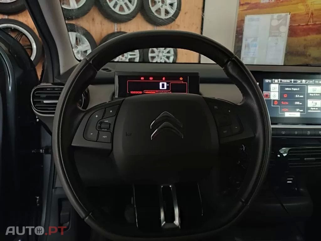 Citroen C4 Cactus 1.6 BlueHDi Shine