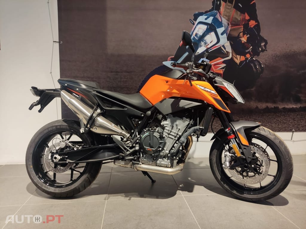 KTM Duke 790
