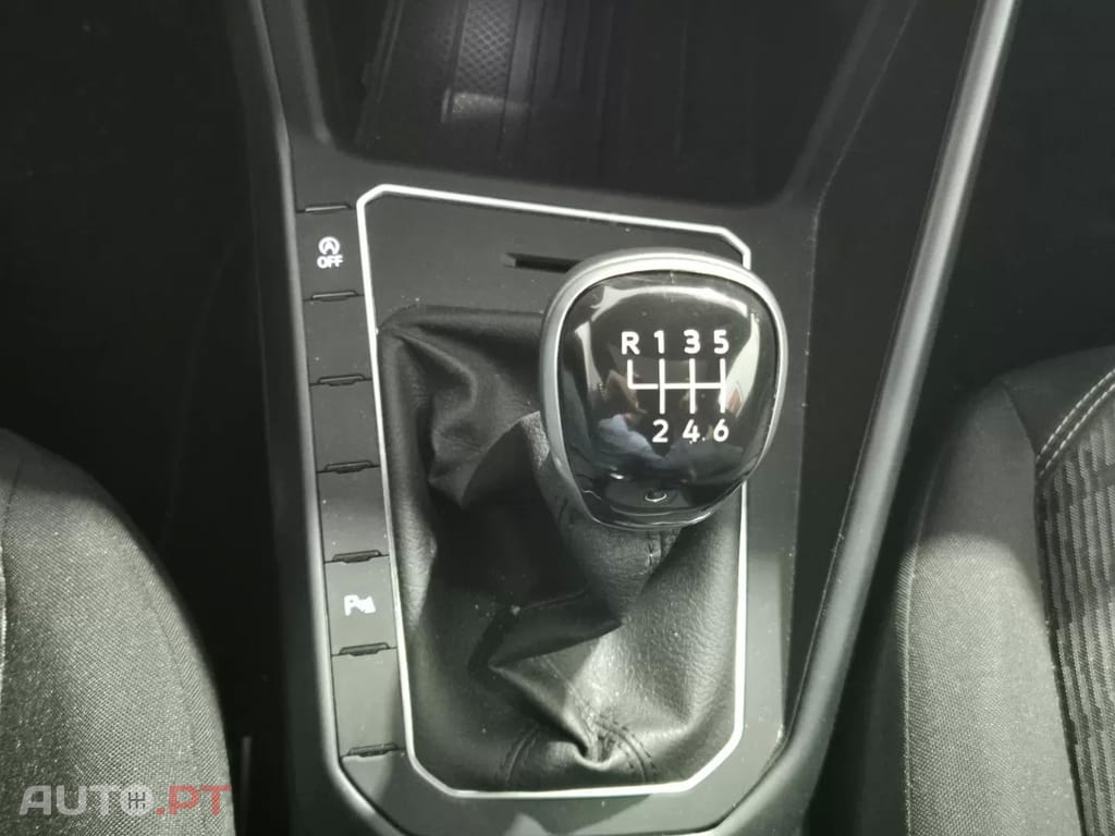 Volkswagen Taigo 1.0 TSI R-DESIGN