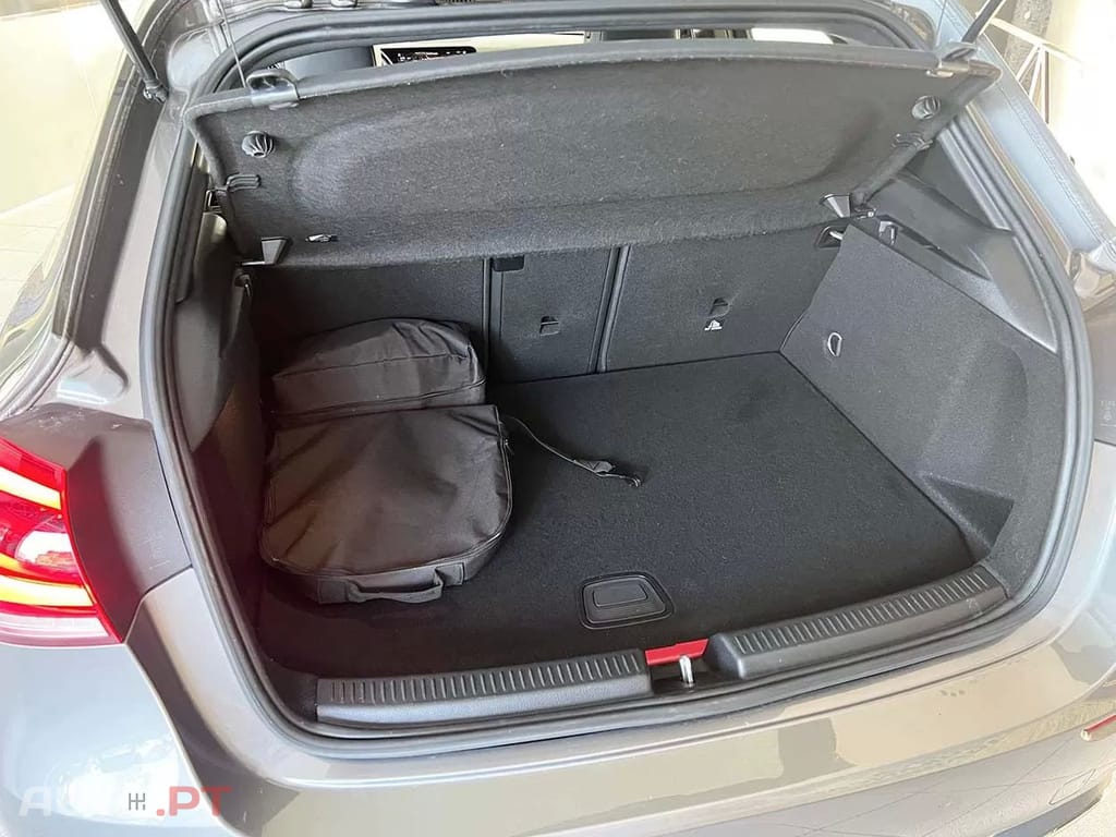 Mercedes-Benz A 250 BUSINESS SOLUTION