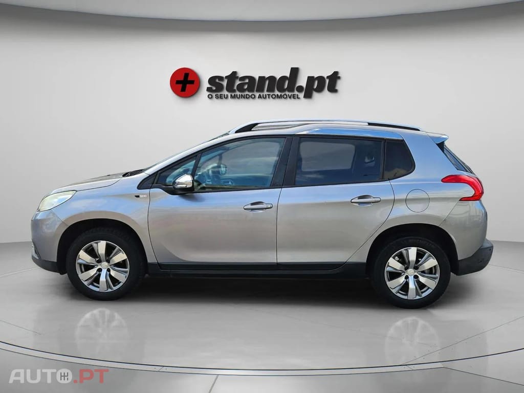 Peugeot 2008 1.2 PureTech Style