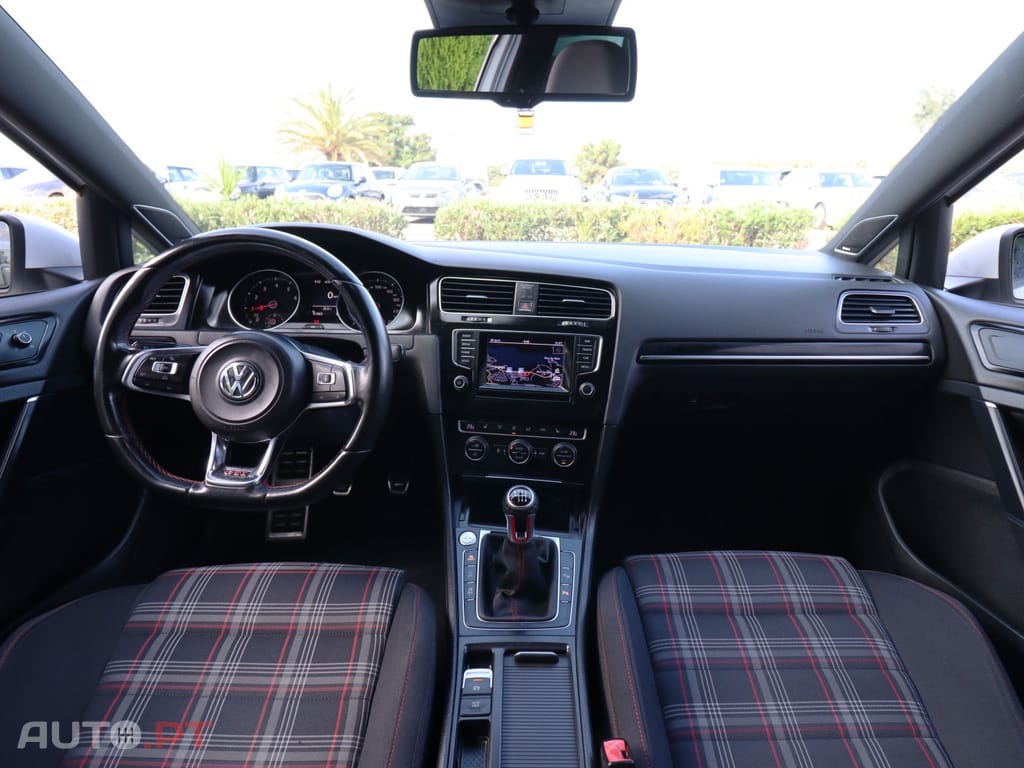 Volkswagen Golf 2.0 TSi GTi Performance