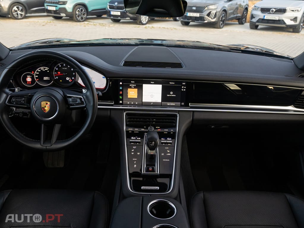 Porsche Panamera 4
