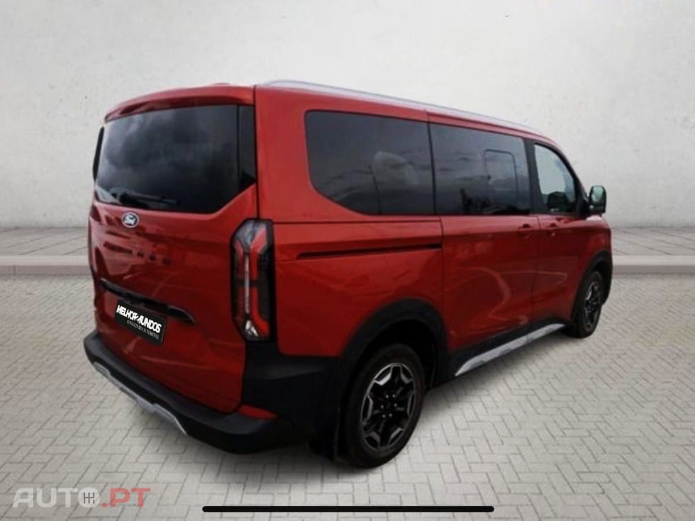 Ford Tourneo 2.5 PHEV Active