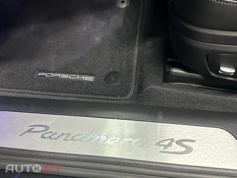 Porsche Panamera 4S E-Hybrid