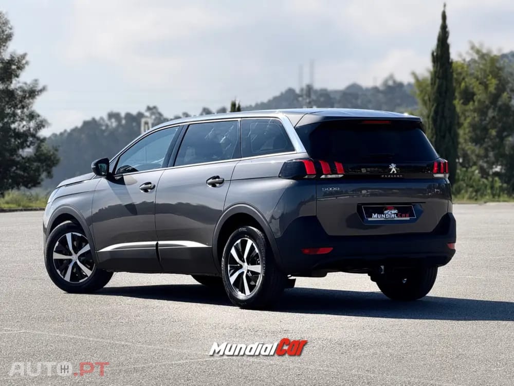 Peugeot 5008 1.2 PureTech Active Pack EAT8