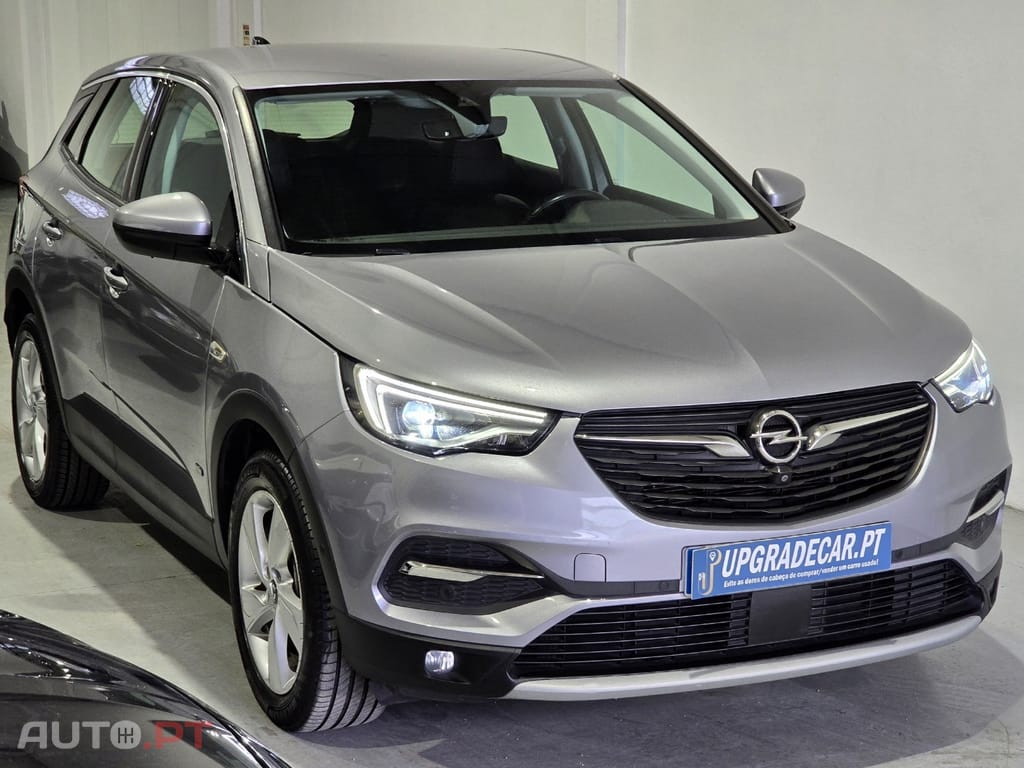 Opel Grandland (X) 1.6 T PHEV Design & Tech