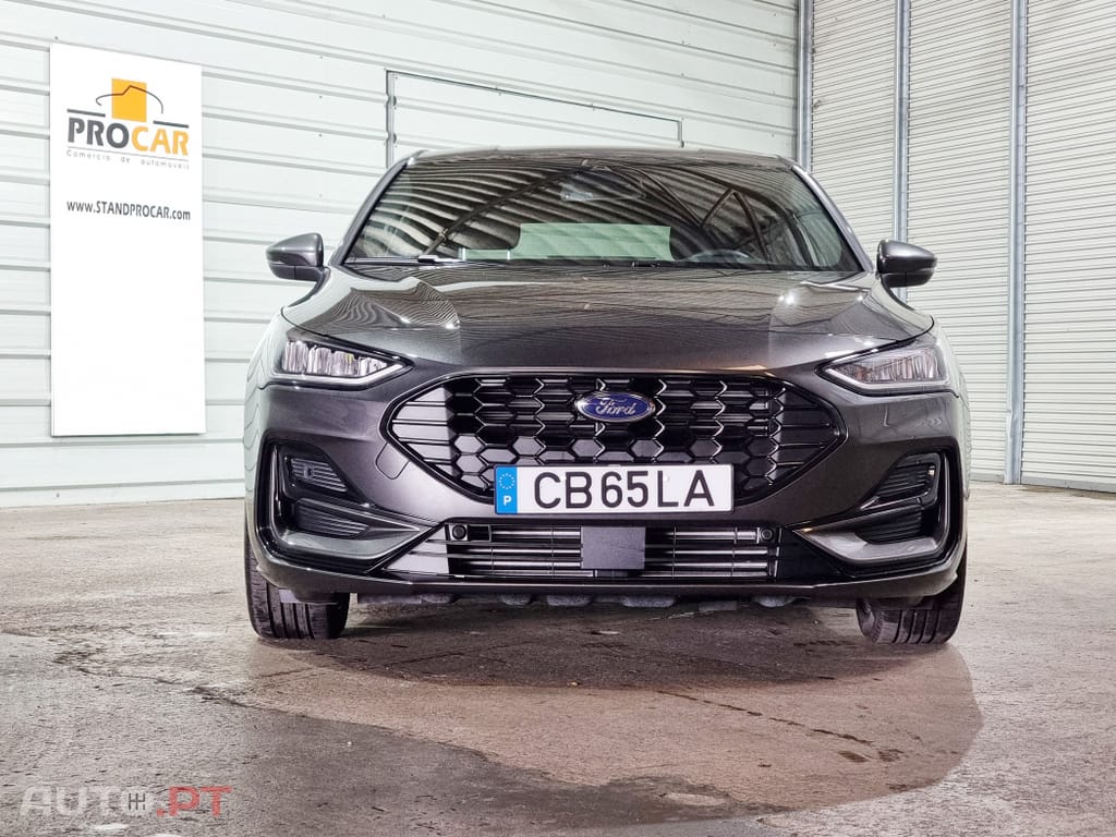 Ford Focus 1.0 EcoBoost MHEV ST-Line