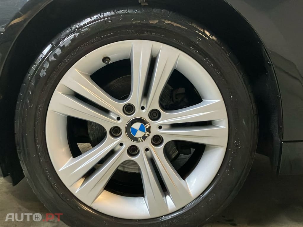 BMW 318 D Line Sport Shadow Auto