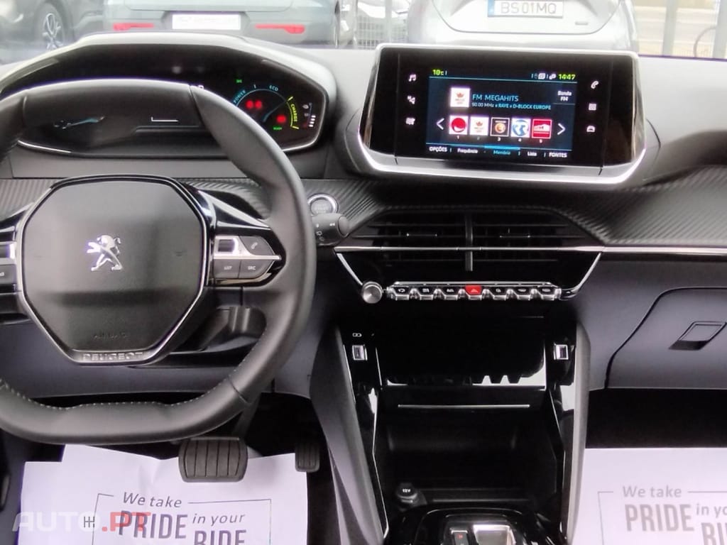 Peugeot E-208 50 kWh Allure Pack