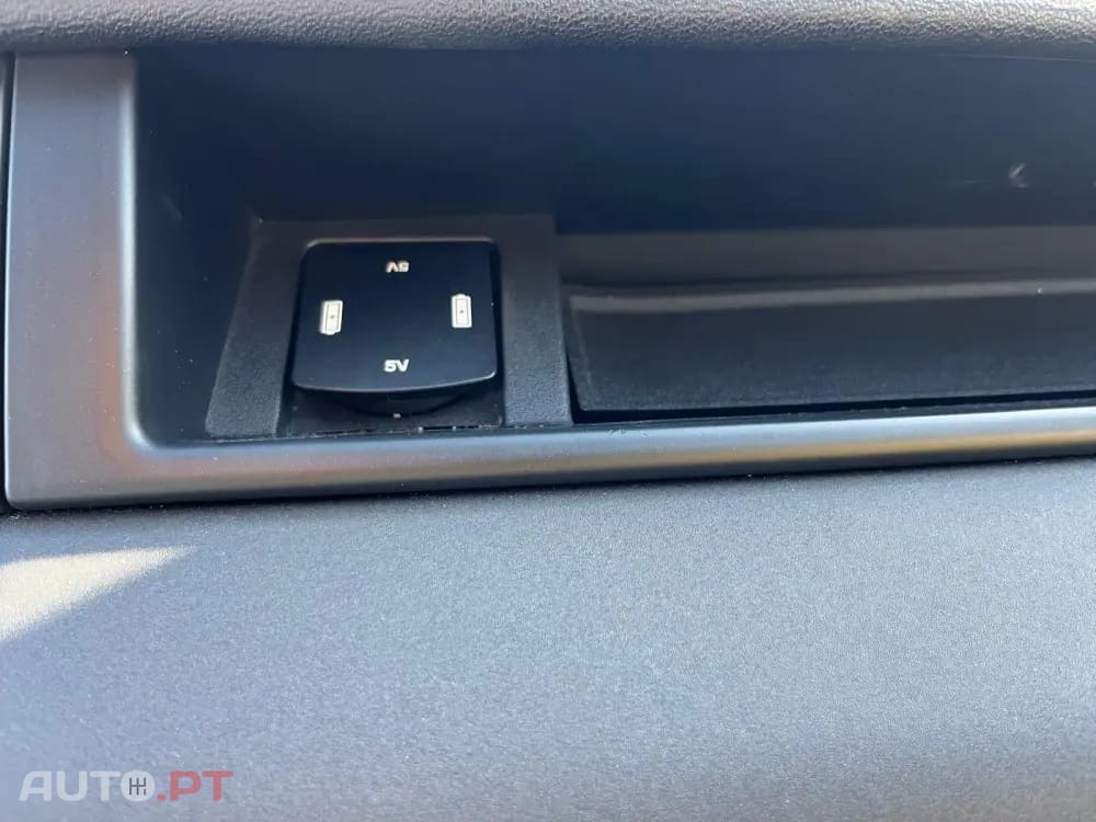 Land Rover Discovery Sport 2.0 TD4 HSE Auto