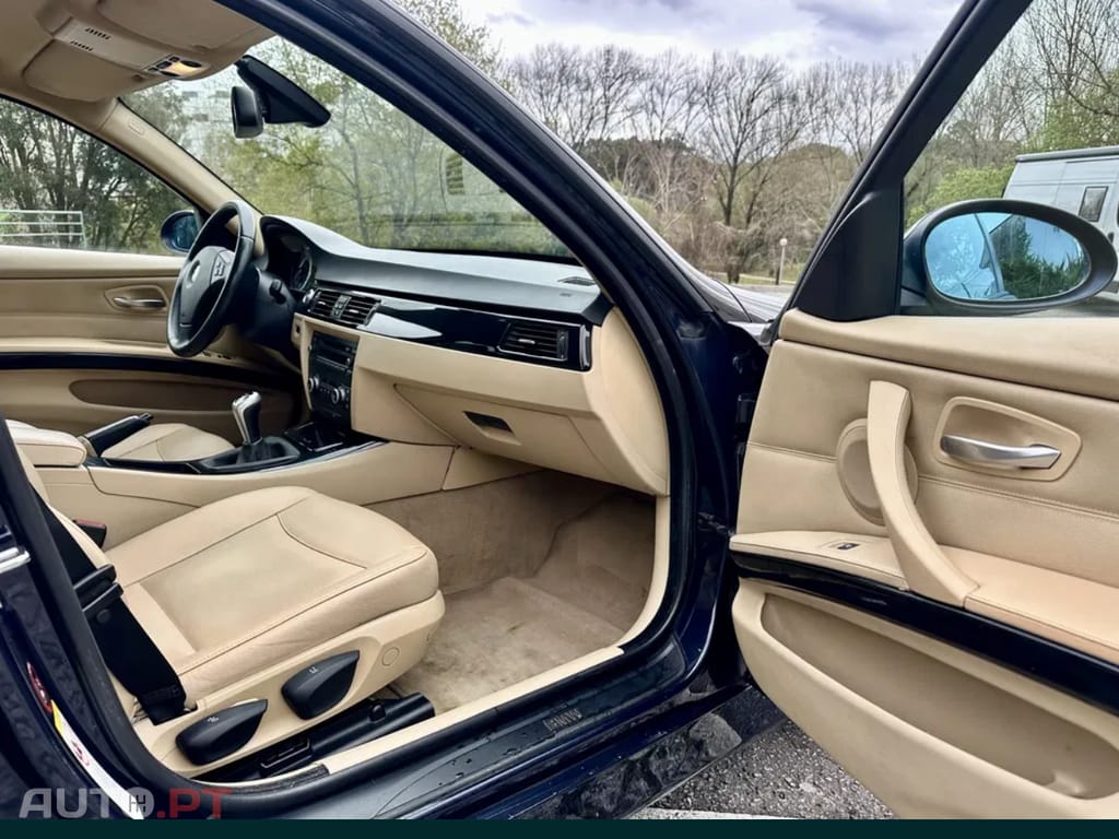 BMW 320 320D Touring Sport