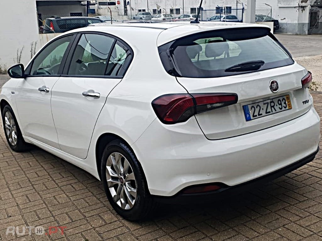Fiat Tipo 1.3 M-Jet Lounge