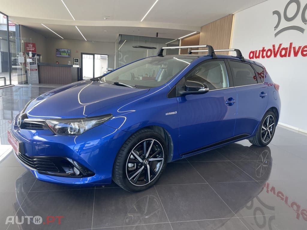 Toyota Auris 1.8 HSD Comfort +P.Techno+P.Sport
