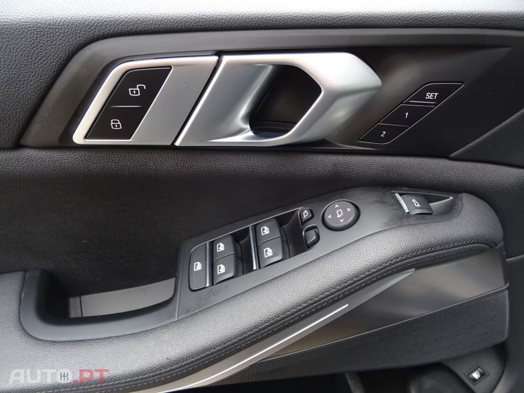BMW X5 I.V.A DEDUTIVEL xDrive45e