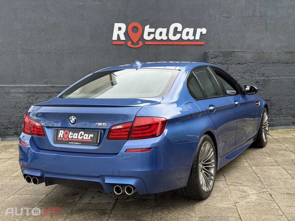 BMW M5 Standard