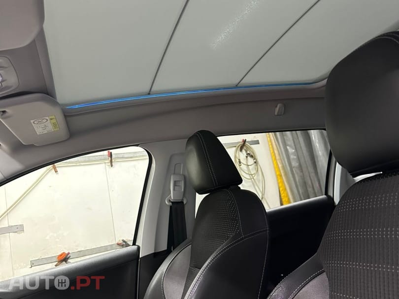 Peugeot 2008 1.2 PureTech Allure