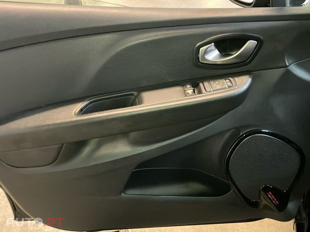 Renault Clio TCe 90 Limited