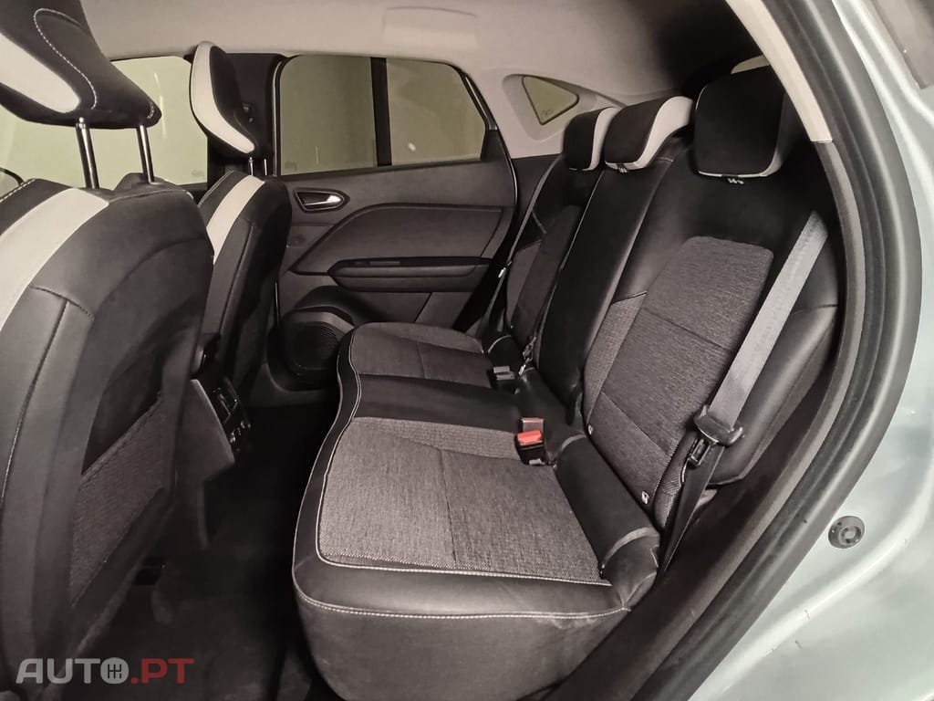 Renault Captur 1.0 TCe Intense 