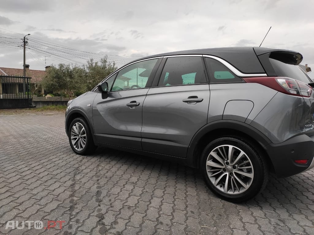 Opel Crossland X 1.2 T Innovation J17