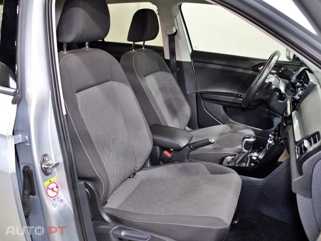 Volkswagen T-Cross 1.0 TSI Urban DSG