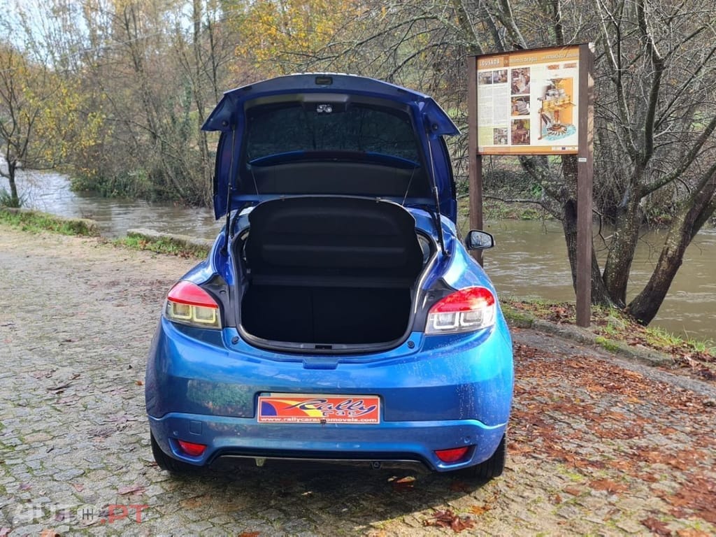 Renault Mégane Coupe 1.5 dCi GT Line SS