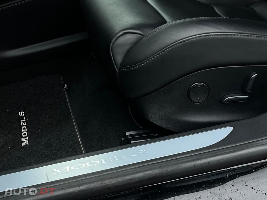 Tesla Model S 100D