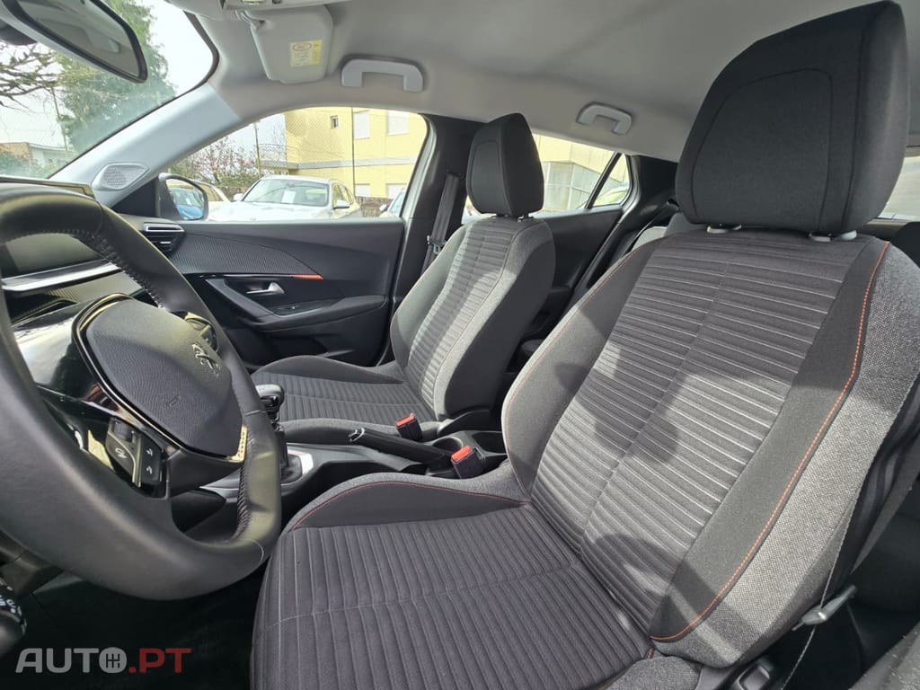 Peugeot 2008 PureTech 100 Active