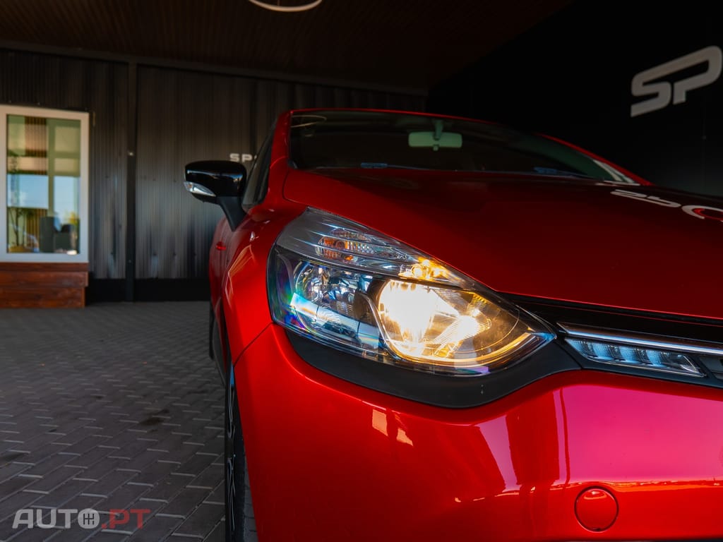 Renault Clio 0.9 TCE Limited