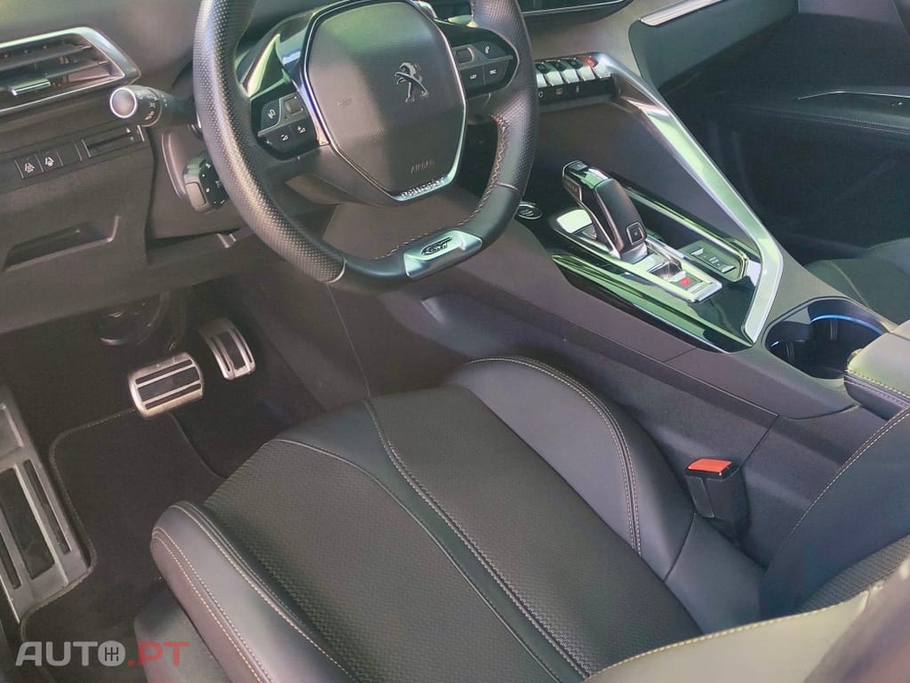 Peugeot 3008 1.5 BlueHDi GT EAT8
