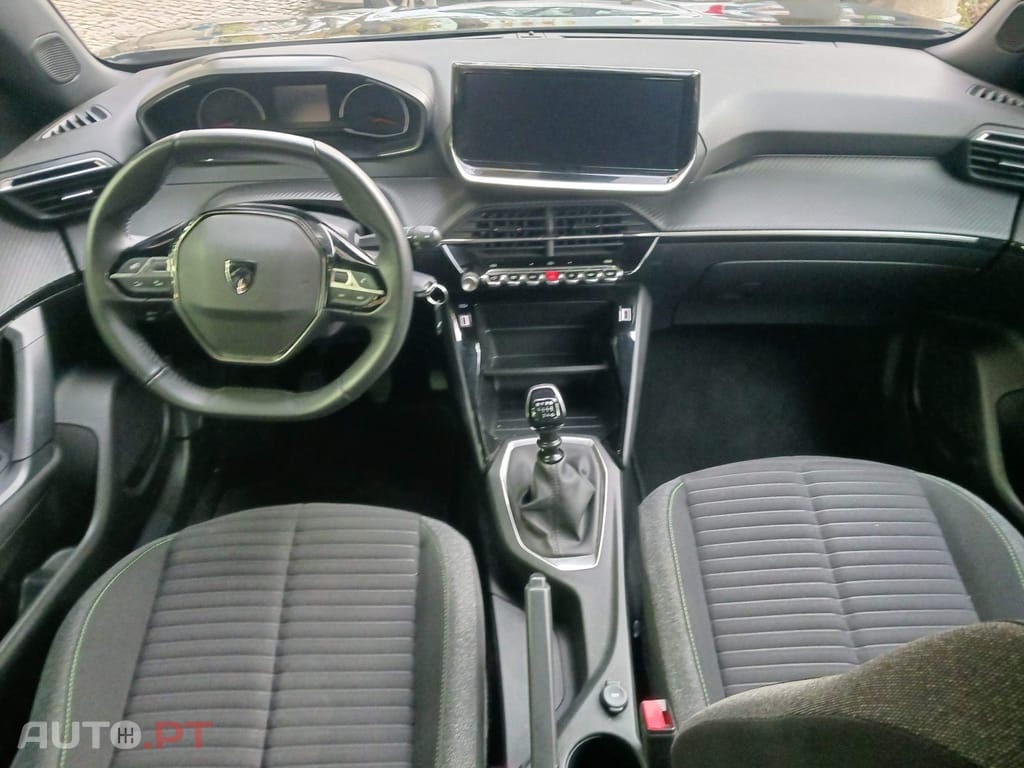 Peugeot 2008 1.2 PureTech Active Pack