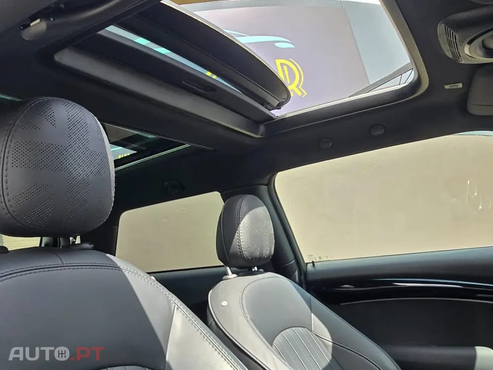 MINI Cooper Cooper SE Premium P. Resolute Edition