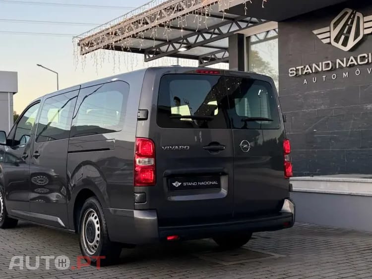 Opel Vivaro 1.5 CDTi L2H1 Essentia Inc