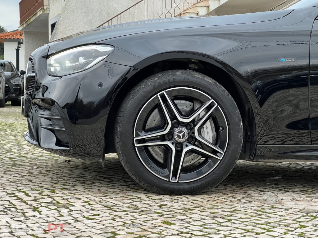 Mercedes-Benz E 300 de T 9G-TRONIC Night Edition