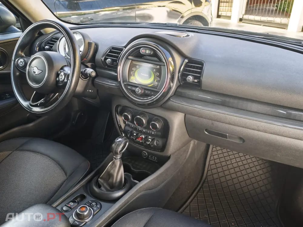 MINI Clubman One D Aut. Blackyard