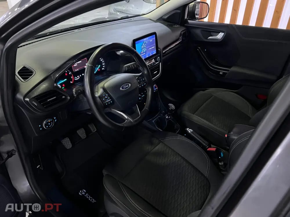 Ford Puma 1.0 EcoBoost MHEV Titanium X