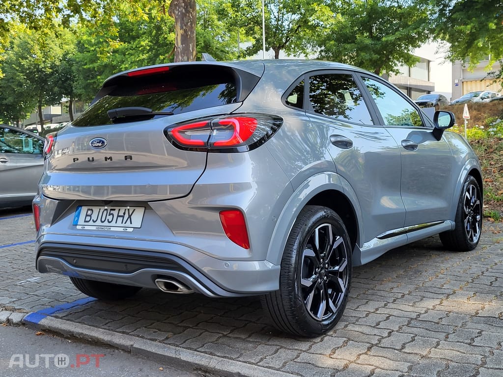 Ford Puma 1.0 EcoBoost MHEV ST-Line X